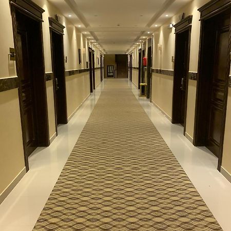 Asfar Suites Shaqra Екстериор снимка