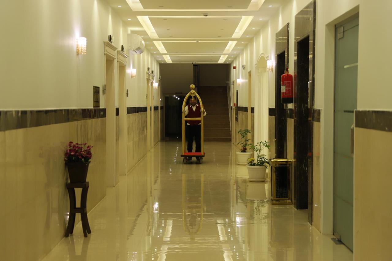 Asfar Suites Shaqra Екстериор снимка